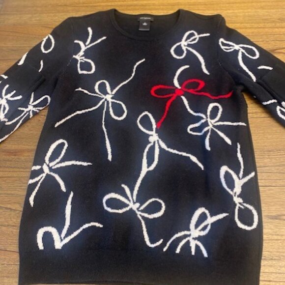 Ann Taylor "Ribbons & Bows" Crewneck Sweater - Picture 5 of 15